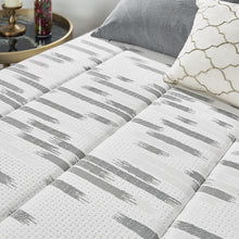 Load image into Gallery viewer, Zinus 33cm Box Top Memory Foam iCoil® Mattress (13&quot;)-Mattresses-Zinus Singapore
