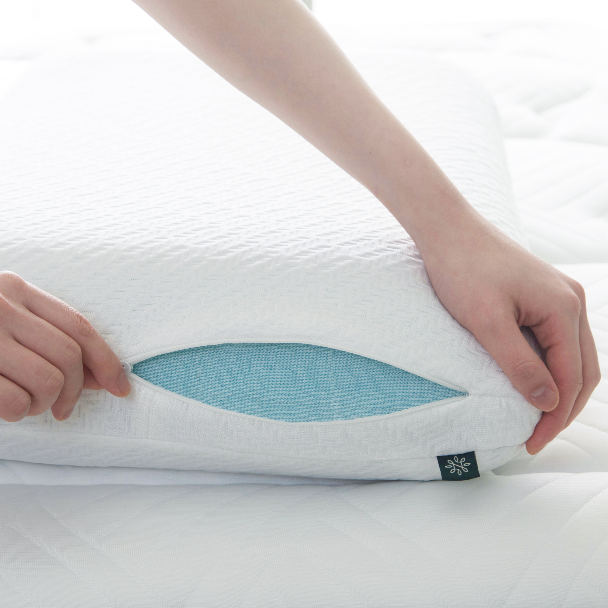 Foam pillow with air holes 2025